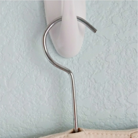 CLOTHING PINS HOLDER - Picture 5 of 7